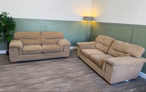 Cosy beige 2 seater sofa - ,